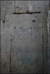 Une image contenant btiment, matriau de construction, brique, pierre

Description gnre automatiquement