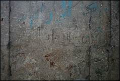 Une image contenant btiment, mur, pierre, ciment

Description gnre automatiquement